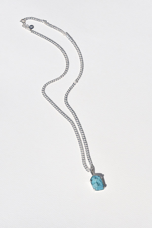ALIZA PENDANT NECKLACE