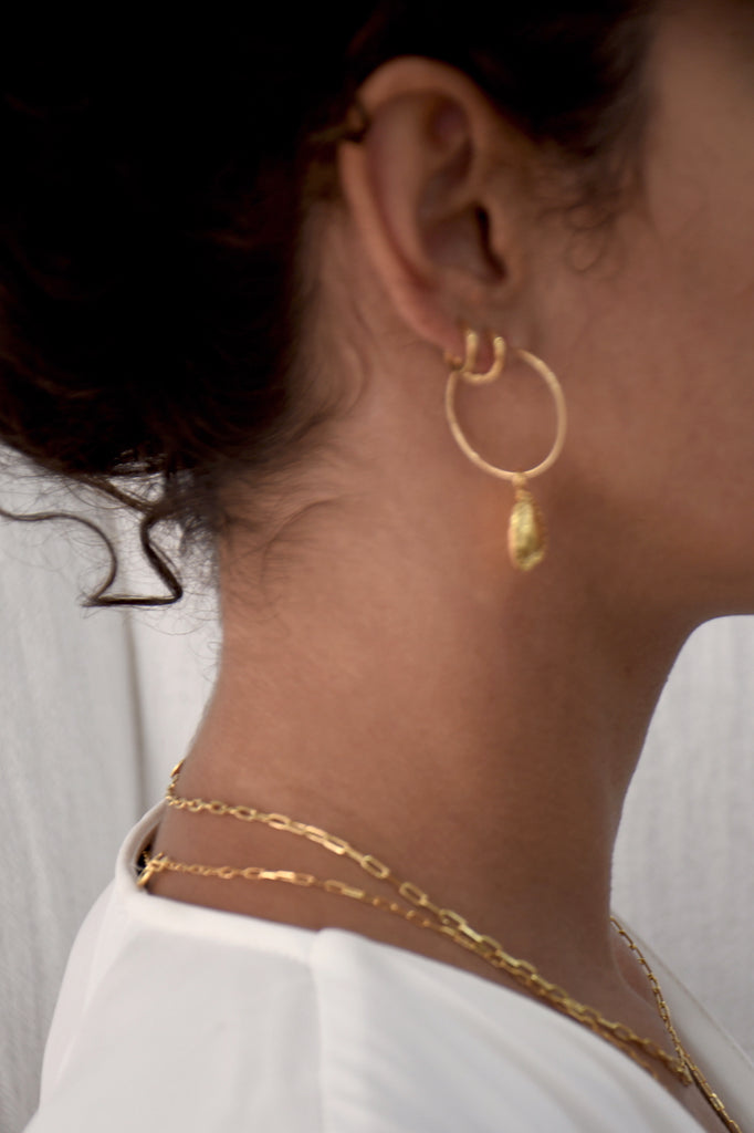 AMOR HEART HOOP EARRINGS
